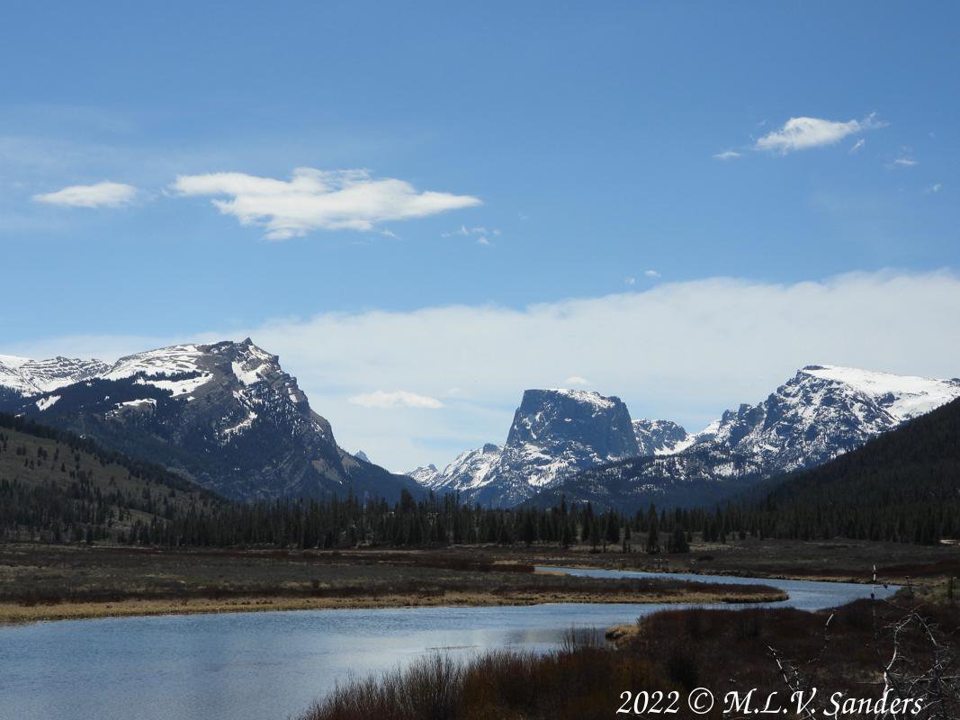 The view when close to the Green River Lakes